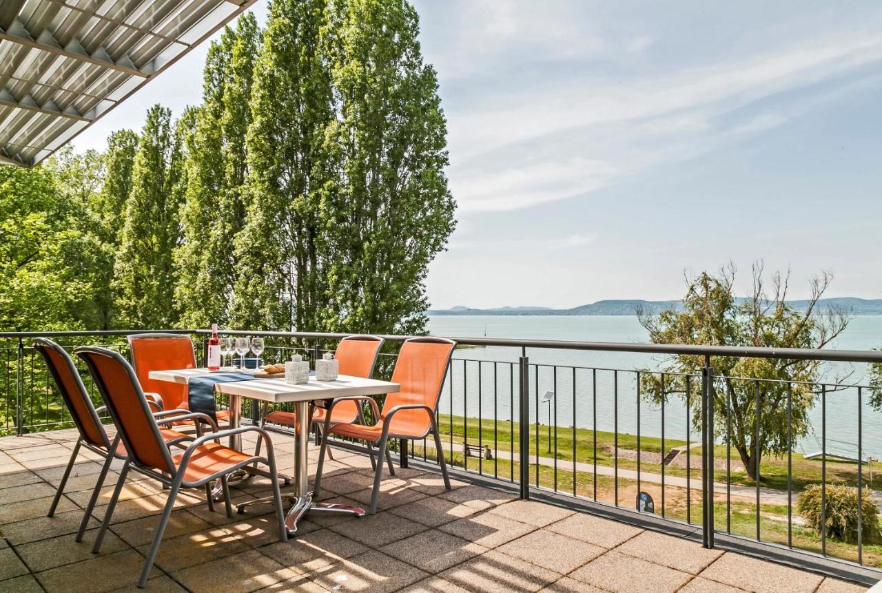 Panoramic Art Apartment With Jacuzzi 巴拉通雷勒 外观 照片