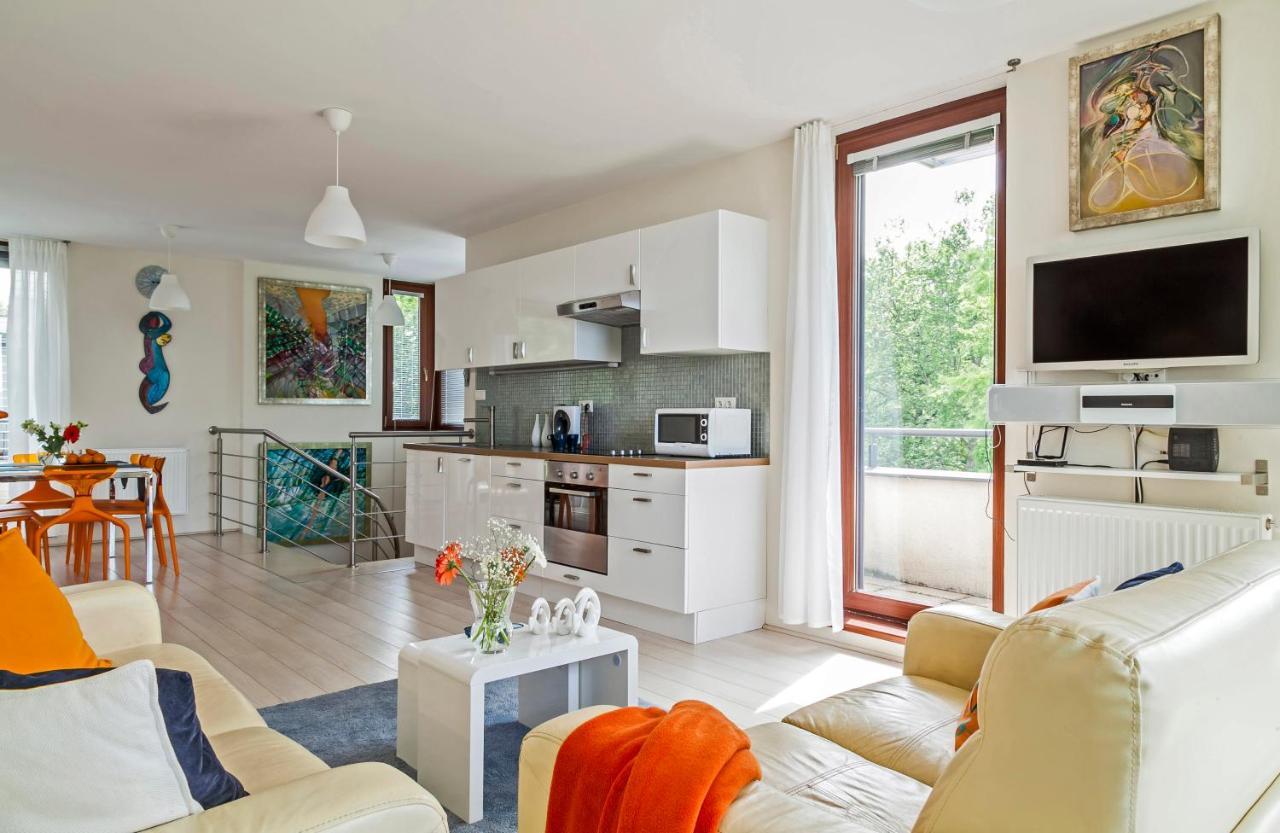 Panoramic Art Apartment With Jacuzzi 巴拉通雷勒 外观 照片